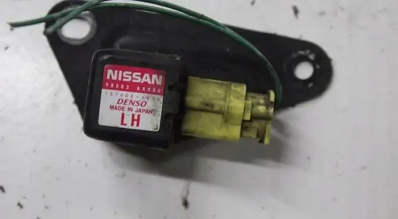Nissan Micra Airbag deployment crash/impact sensor 98583AX000