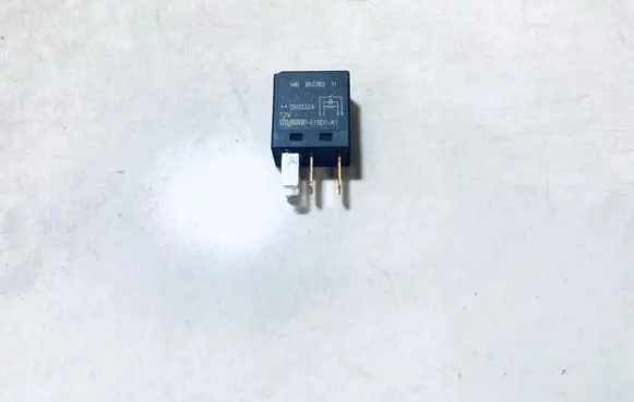 Mitsubishi Colt Other relay mb953382 050332a