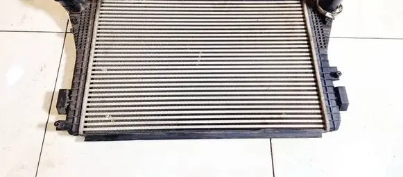 Skoda Octavia Mk2 (1Z) Intercooler radiator