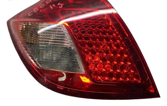 KIA Ceed Rear/tail lights 924011H0