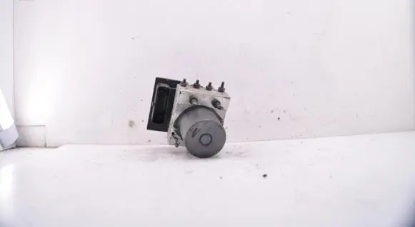 Audi A6 S6 C6 4F ABS Pump 4F0910517K