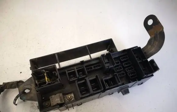 Subaru Forester SF Fuse box set 82231FC002