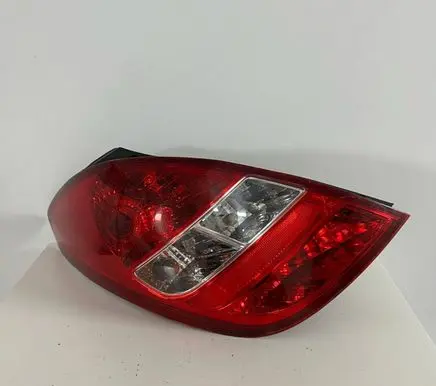 Hyundai i20 (PB PBT) Rear/tail lights 924011J000
