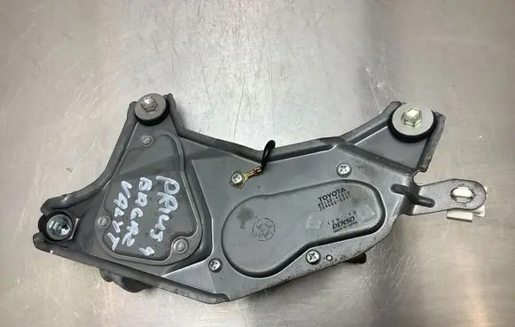 Toyota Prius (XW20) Rear window wiper motor 8513047010 2596000351