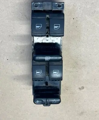 Volkswagen PASSAT B5 Electric window control switch 1J4959857D