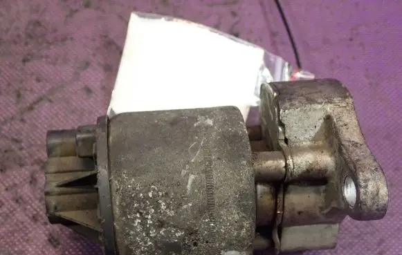 Opel Astra G EGR valve 