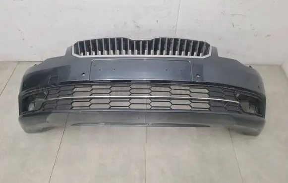 Skoda Superb B6 (3T) Front bumper 3T0807221K