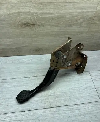 Volkswagen Caddy Brake pedal 1K1721117H