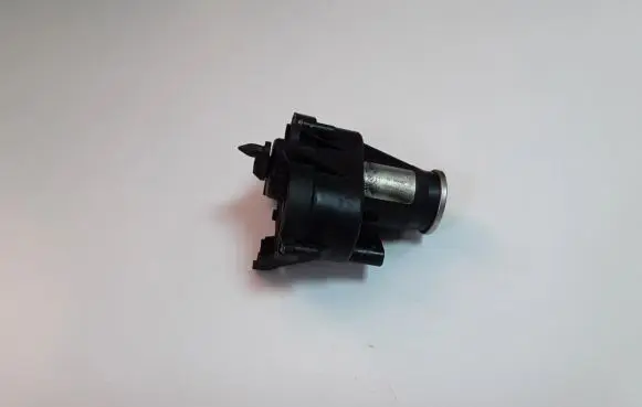 BMW 5 F10 F11 Intake manifold valve actuator/motor 7811299