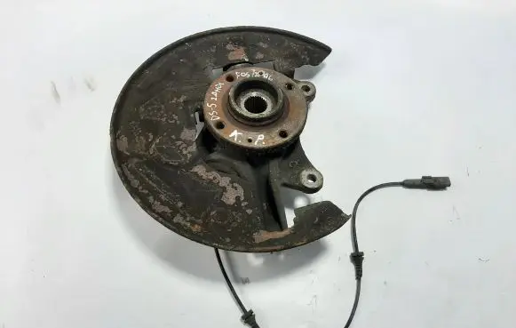 Citroen DS5 Front wheel hub