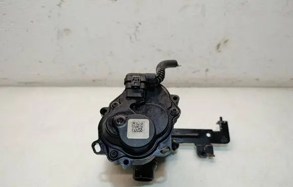 Alfa Romeo Giulia Water pump 04893691AB 00050049078 3037100126