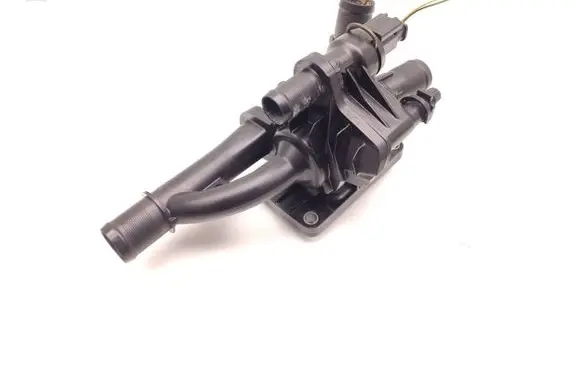 Ford Focus Thermostat/thermostat housing 9670253780
