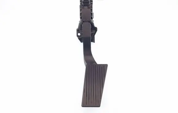 Ram 1500 Accelerator throttle pedal 68267286AB 94346301