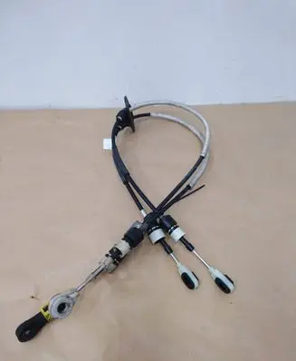 Gear shift cable linkage