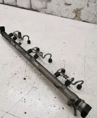 BMW 5 E60 E61 Fuel main line pipe 79961002 0445216023 000059L5