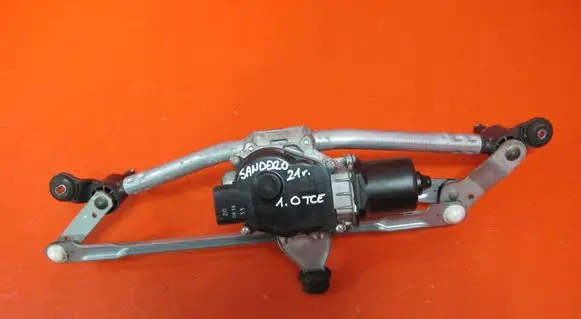 Dacia Sandero III Front wiper linkage and motor