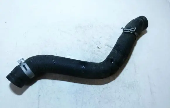 Nissan X-Trail T31 Engine coolant pipe/hose