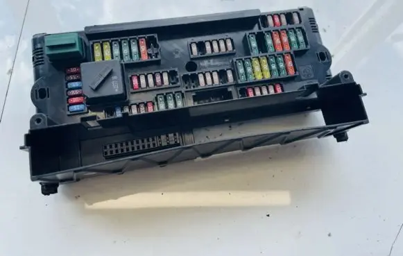 BMW 5 GT F07 Fuse box set 923442101 9234421-01