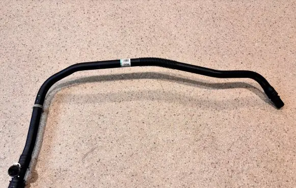 Hyundai Ioniq 5 Engine coolant pipe/hose 375Y3GI030