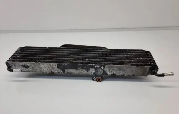 Engine oil radiator