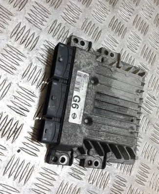 Nissan Juke I F15 Engine control unit/module 237101KB4A SID307