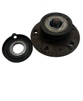 Audi A4 S4 B8 8K Rear wheel hub 8K0501249
