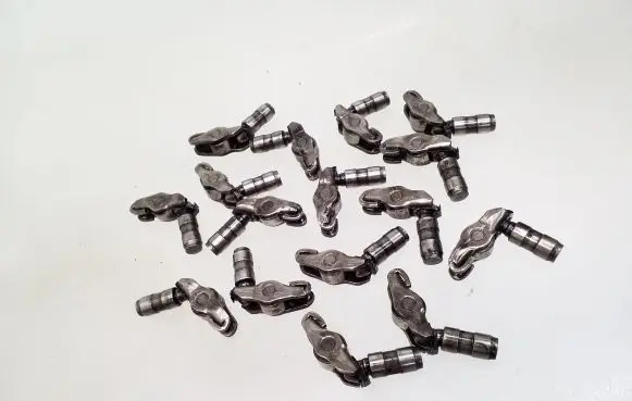 Opel Astra H Valve rocker arm 