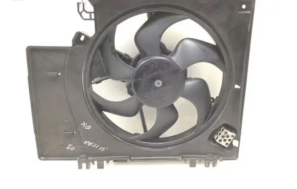 Nissan Micra Radiator cooling fan shroud 