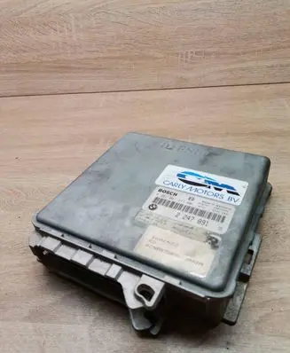 BMW 5 E39 Engine control unit/module ECU 2247891 0281001373