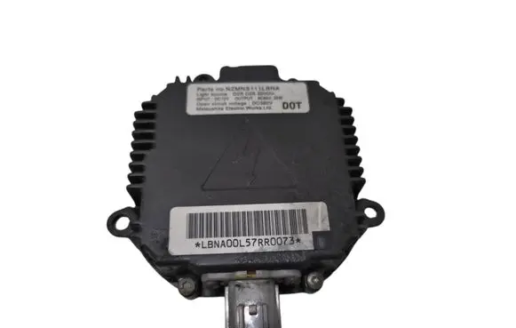 Nissan Murano Z50 Headlight ballast module Xenon NZMNS111LBNA