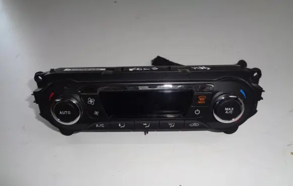 Ford Focus Climate control unit BM5T18C612CL WK3B32424 0259A