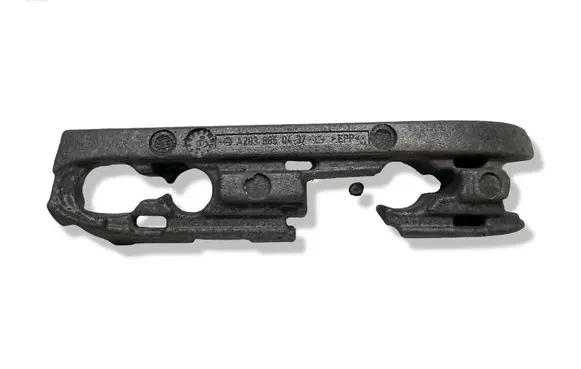 Mercedes-Benz C W203 Front bumper foam support bar A2038850437