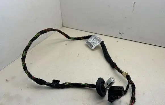 Mercedes-Benz GLA W156 X156 Front door wiring loom A1765405408