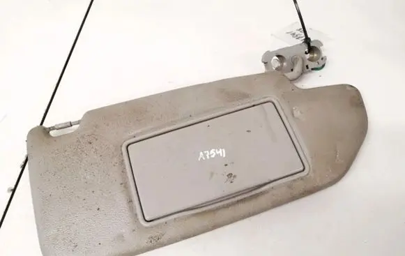 Volvo V70 Sun visor