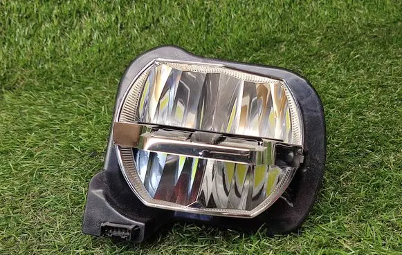Headlight part