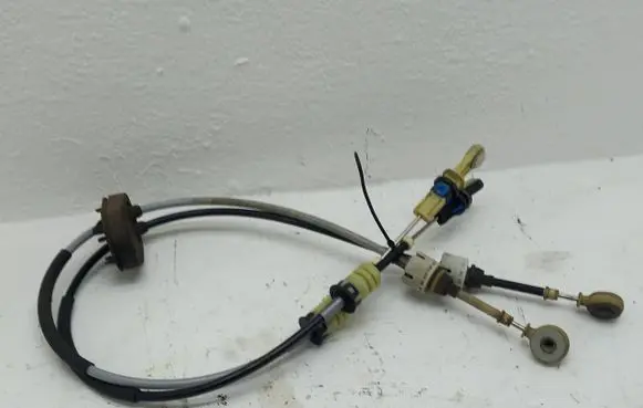 Opel Insignia A Gear shift cable linkage