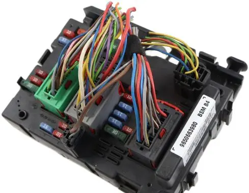 Peugeot 307 Fuse module 9650663980 44134291