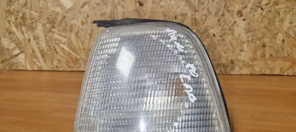 Audi 80 90 B3 Front indicator light 185144
