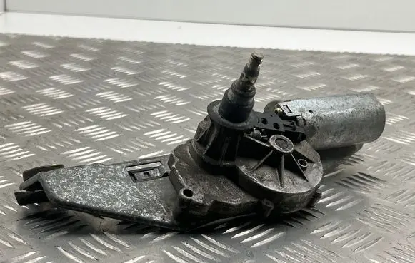 Volvo S40, V40 Rear window wiper motor 0390201529