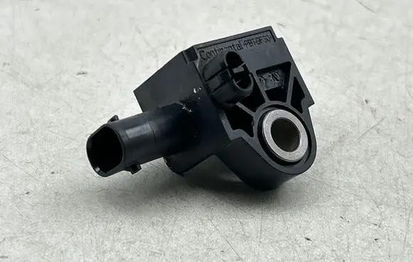 Chrysler Pacifica Airbag deployment crash/impact sensor 53312256 68230207AA 1C3C615