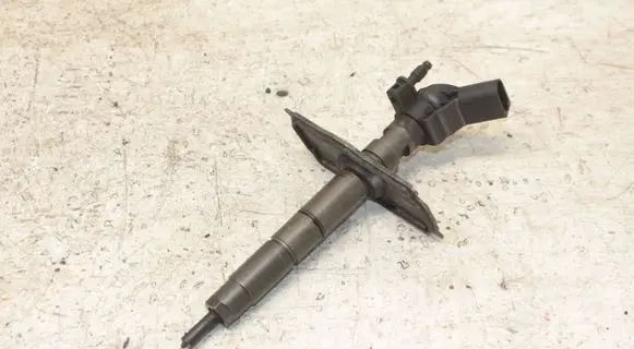 Audi A6 S6 C6 4F Fuel injector 059130277AJ