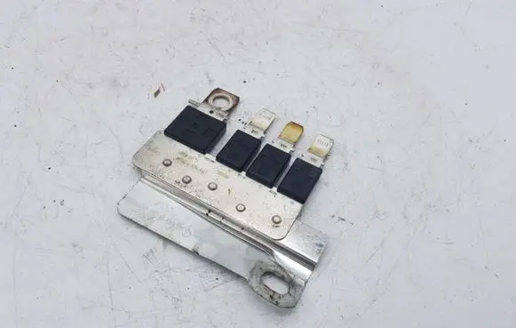 BMW 3 E90 E91 Fuse 6936661
