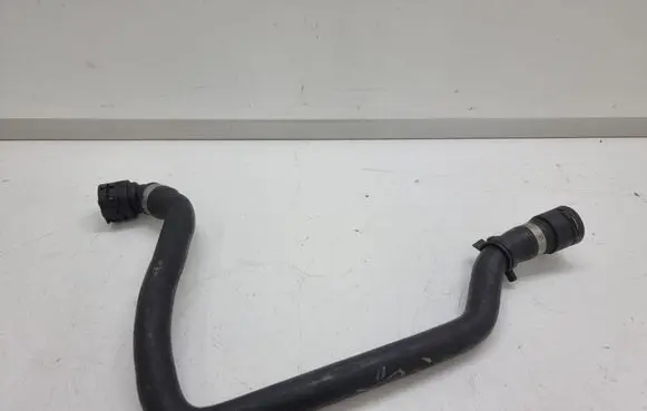 BMW 5 E60 E61 Engine coolant pipe/hose 8384912 64128384912
