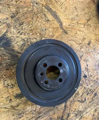 Skoda Octavia Mk2 (1Z) Crankshaft pulley 036105243C