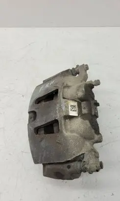 Chrysler Pacifica Front brake caliper 17988801