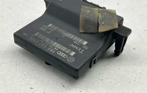 Volkswagen Caddy Gateway control module 1K0907530C 1K0907951