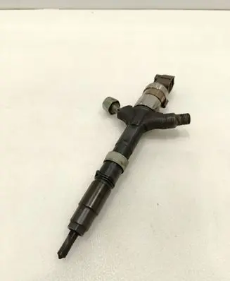 Toyota RAV 4 (XA20) Fuel injector 2367027030