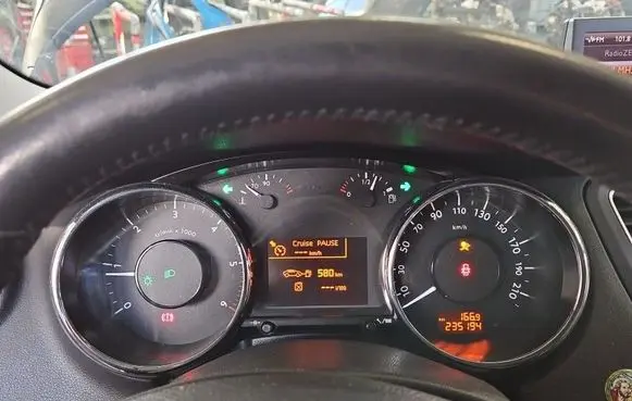 Peugeot 5008 Speedometer (instrument cluster) 9666276380 IMPRK1525932