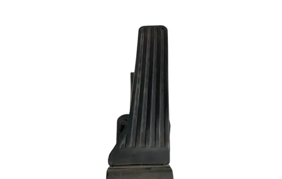 Mercedes-Benz E W212 Accelerator throttle pedal A2043000004
