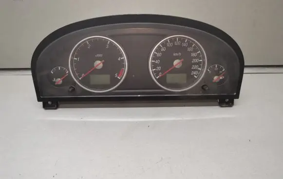 Ford Mondeo Mk III Speedometer (instrument cluster) 1S7F10841